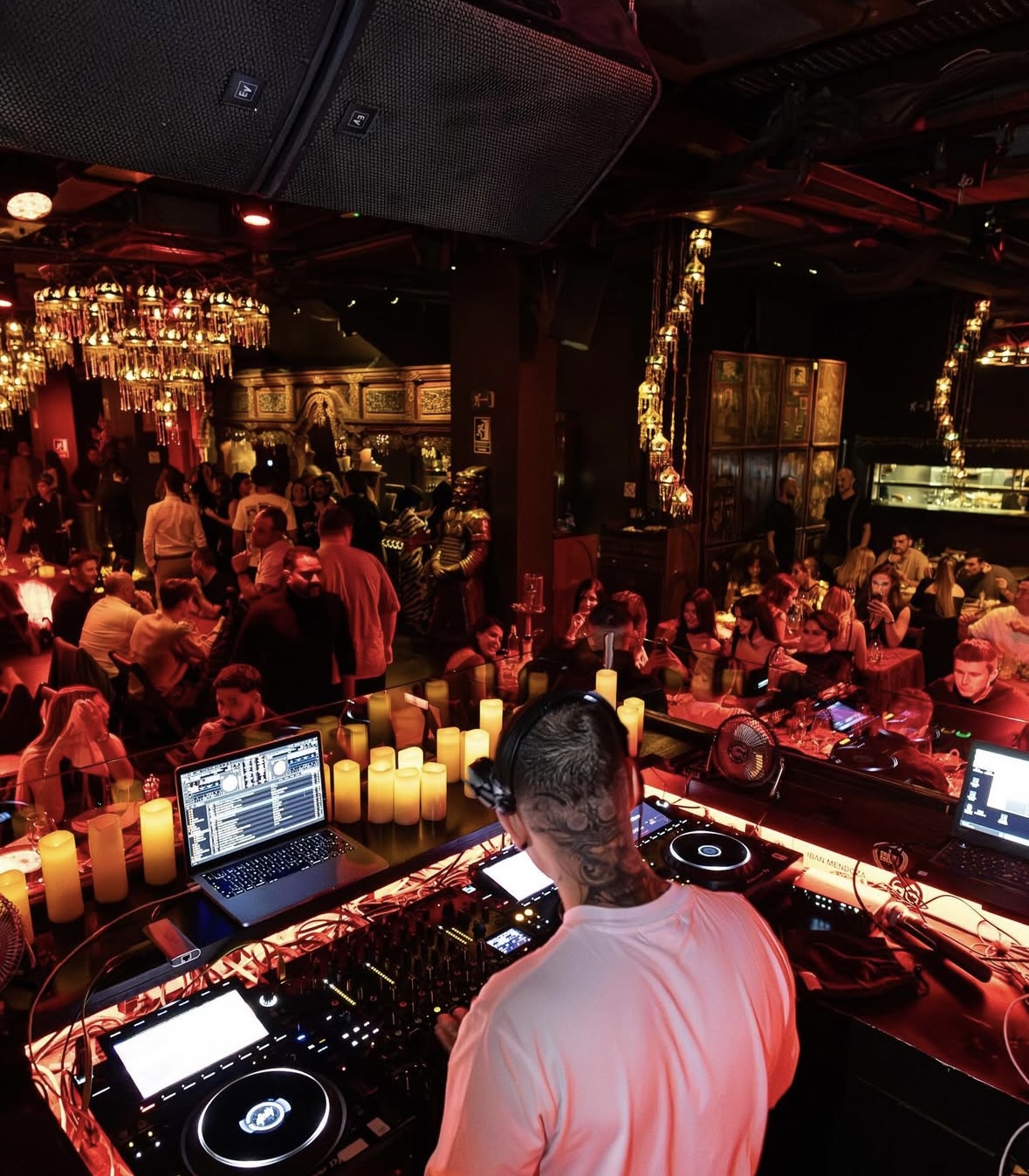 Carpe Diem Lounge Club - Image 1